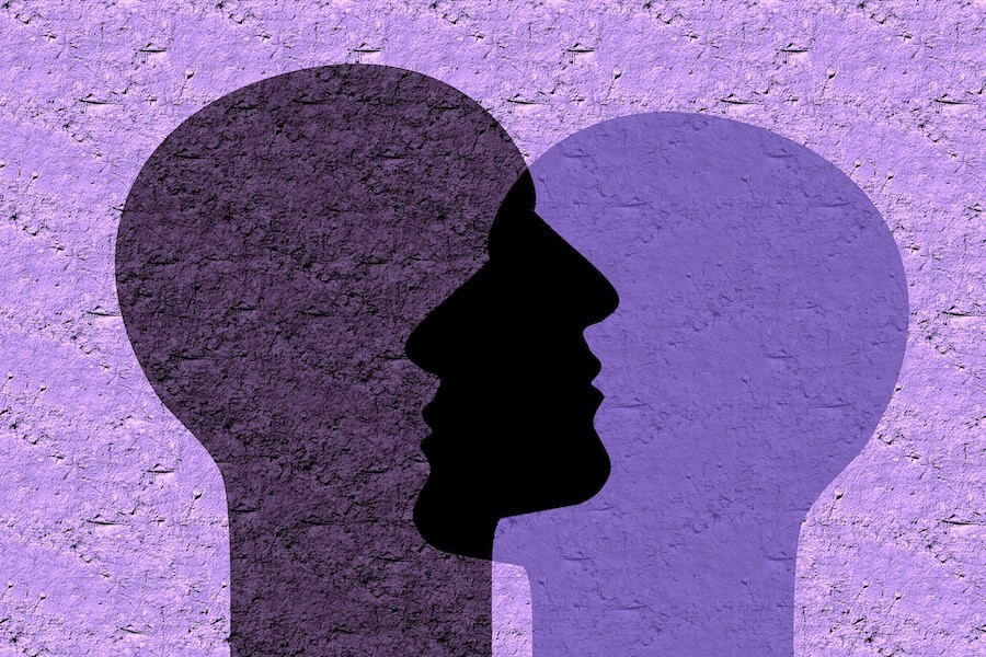 Dos rostros como metáfora de identidad, cambio y transformación psicológica